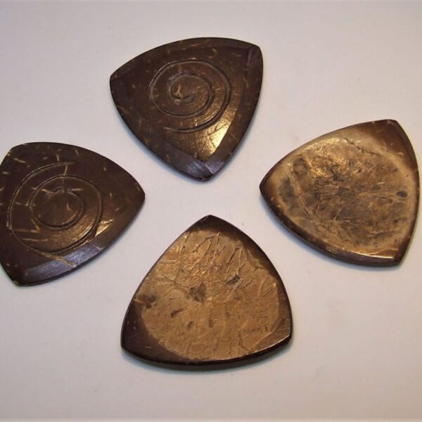 Handcrafted Guitar Pick – Durable, Stylish & Perfect for Musicians - Image 2