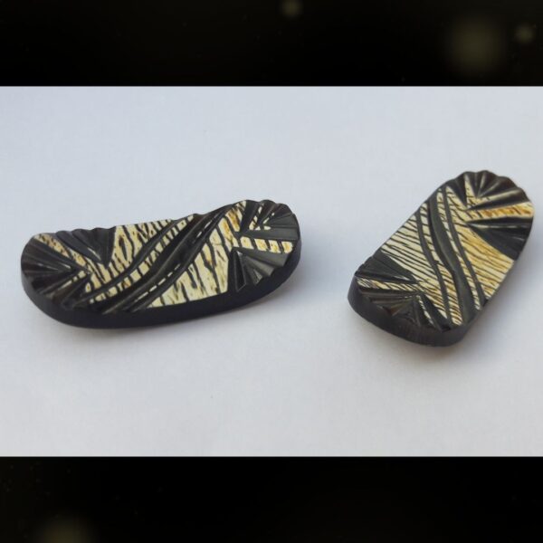 Premium Horn Buttons with Classic Finish for Fashion & Accessories - Image 6
