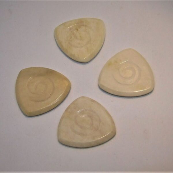 Handcrafted Guitar Pick – Durable, Stylish & Perfect for Musicians - Image 7