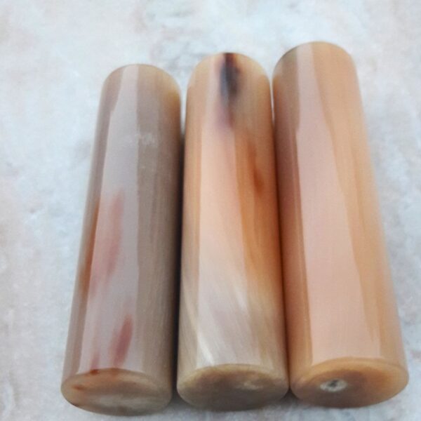 Horn Roll – Natural Buffalo Horn for Knife Handles & Craftwork - Image 3